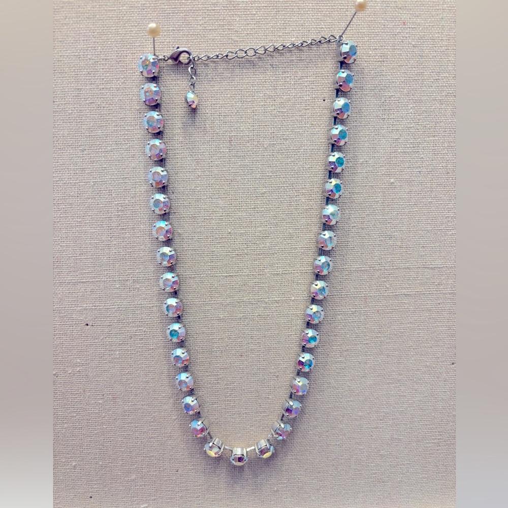 Touchstone Crystal Glitz in Aurora Borealis